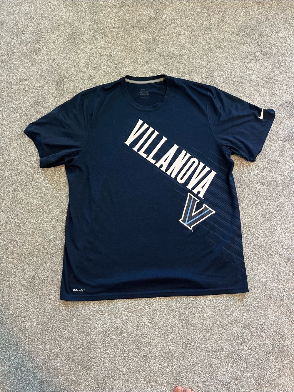 Nike Men's Villanova Navy Diagonal Logo Short-Sleeve Tee